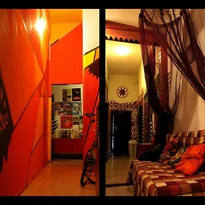  Hostel Downtown